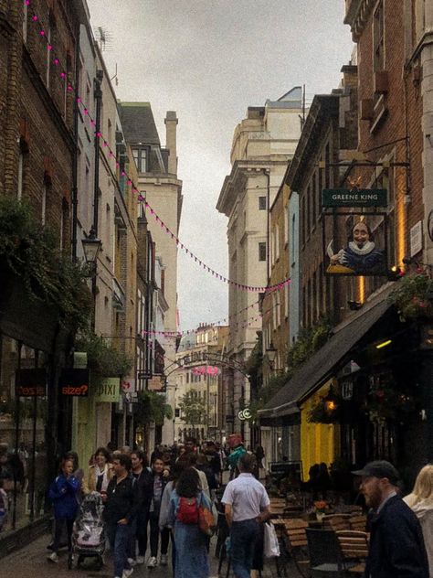 London Soho Aesthetic, Soho London Aesthetic, Soho England, People Street, Black Sheep Of The Family, Vintage London Photography, London Dreams, London Aesthetic, Soho London