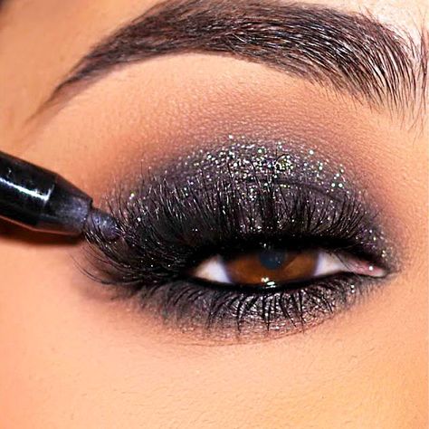 Smitha Deepak, Fashion Makeup, Makeup, Black, Make Up