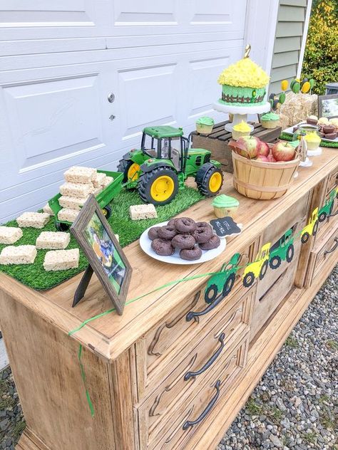 Tractor Birthday Party Theme, Fall Birthday Party Ideas, Birthday Party Dessert Table, John Deere Birthday Party, Fall Birthday Party, John Deere Birthday, Tractor Birthday Party, 2nd Birthday Party For Boys, Barnyard Birthday Party