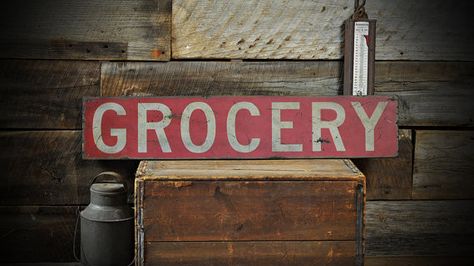 Grocery Sign, Pantry Sign, Kitchen Rustic, Haus Am See, How To Make Signs, Kitchen Sign, Primitive Kitchen, Rustic Kitchen Decor, Metal Wall Sign