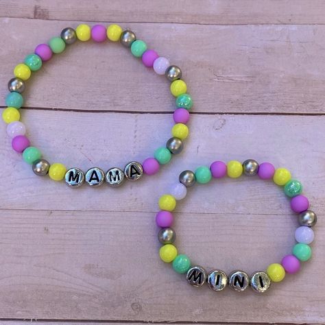 These Are Brand New Hand Crafted 7” And 5” Around Stretchy Beaded Bracelet Set That Says Mama & Mini With Silver Alphabet Beads And Multicolored Pastel Beads. Perfect Mother & Daughter Gift Idea! Mommy Bracelets, Western Cuff Bracelet, Crystal Cupcakes, Selling Stuff, Mod Jewelry, Sea Turtle Bracelet, Stretchy Beaded Bracelet, Wrist Stacks, Pastel Beads