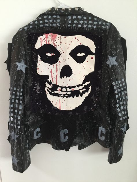 The Misfits punk rock jacket from Chad Cherry Clothing. Studded jacket. Distressed rocker jackets. Painted Battle Jacket, Punk Rock Jacket, Misfits Jacket, Cherry Clothing, Rock Jacket, Punk Fashion Diy, Mood Clothes, Rock N Roll Style, The Misfits