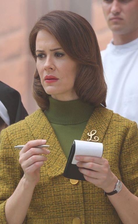 American Horror Story: Asylum's Lana Winters Is Coming to Roanoke! Lana Winters, American Horror Story Costumes, American Horror Story Characters, Ahs Asylum, American Horror Story Asylum, American Horror Stories, American Horror Story Seasons, Sarah Paulson, Evan Peters