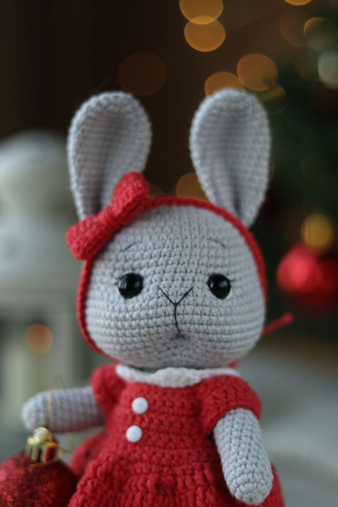 Hare Pattern, Cat Christmas Costumes, Amigurumi Bunny Pattern, Crochet Doll Tutorial, Christmas Bunny, Bunny Amigurumi, Creative Knitting, Crochet Bunny Pattern, Amigurumi Bunny