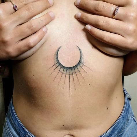 Moon Cycle Tattoo, Astronomy Tattoo, Think Tattoo, Totem Tattoo, Cute Tats, Sacred Geometry Tattoo, Geometry Tattoo, Female Symbol, Symbol Tattoos