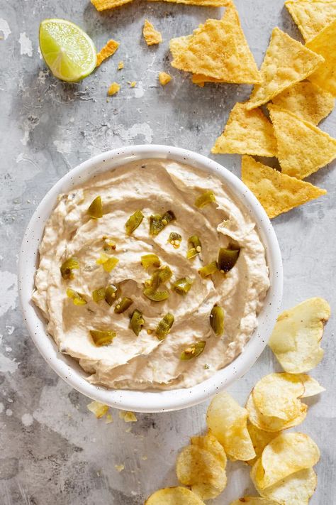 Spicy Tuna Dip With Jalapeño Tuna Jalapeno, Tuna Dip, Jalapeño Dip, Mexican Dips, Jalapeno Dip, Spicy Dip, Mexican Snacks, Tomato Tart, Spicy Tuna