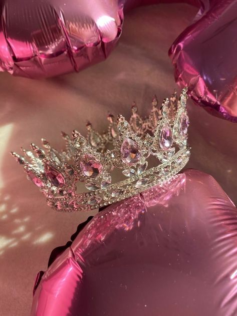 Pink Crown Aesthetic Wallpaper, Princess Tiara Aesthetic, Hot Pink Widget Aesthetic, Guinevere Aesthetic, Sparkle Dresses, Night Room, Senior Crown, Crown Aesthetic, Glitter Crown