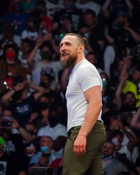 Bryan Danielson Aew, Christian Cage, Bryan Danielson, Daniel Bryan, Kenny Omega, Pro Wrestling, Wwe, White Undershirt, Bodybuilding