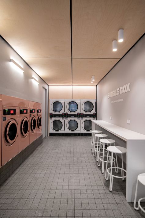 Daniel Malik | Design Portfolio - Bubble Box Interior Laundry Cafe Interior Design, Laundrymat Design Ideas, Cute Laundromat Ideas, Small Laundromat Design, Laundrette Design, Cafe Laundromat, Laundry Shop Design Ideas, Laundry Room Wallpaper Accent Wall, Laundry Store Design Ideas