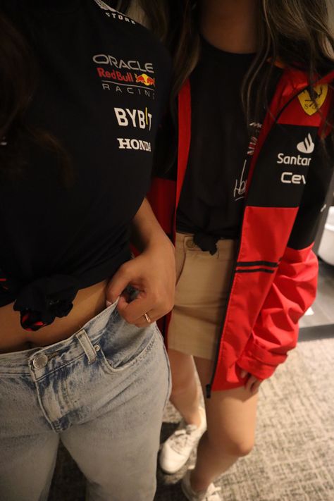 F1 Outfit For Women Mclaren, F1 Outfit For Women Ferrari, Red Bull Girl Aesthetic F1, Mclaren Outfit Women, Red Bull Aesthetic F1, Red Bull F1 Aesthetic, Ferrari Jersey, Red Bull Racing Aesthetic, Red Bull Aesthetic