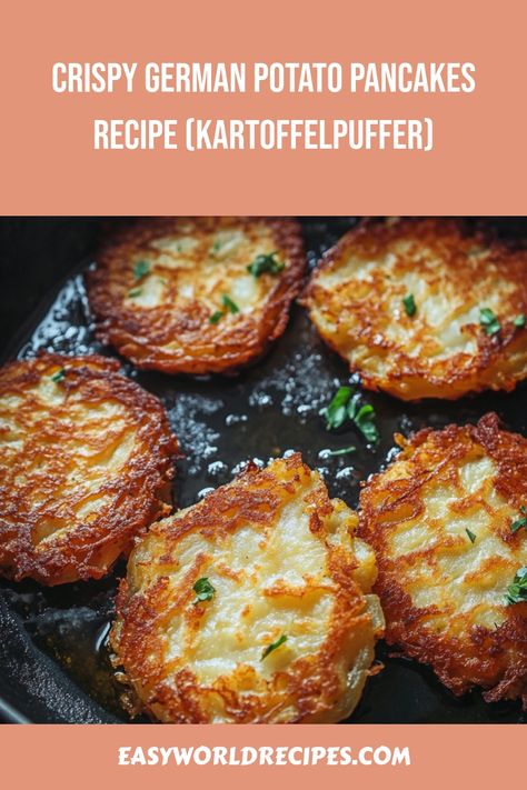 Discover how to make authentic German Potato Pancakes (Kartoffelpuffer), a crispy and delicious treat, perfect for serving with bratwurst, applesauce, or sour cream. Easy to prepare and perfect for breakfast or dinner! Bratwurst Dinner Ideas, Bratwurst Dinner, Potato Pancakes Easy, German Appetizers, German Snacks, Potato Pancakes Recipe, German Potato Pancakes, Italian Main Dishes, Crispy Pancakes