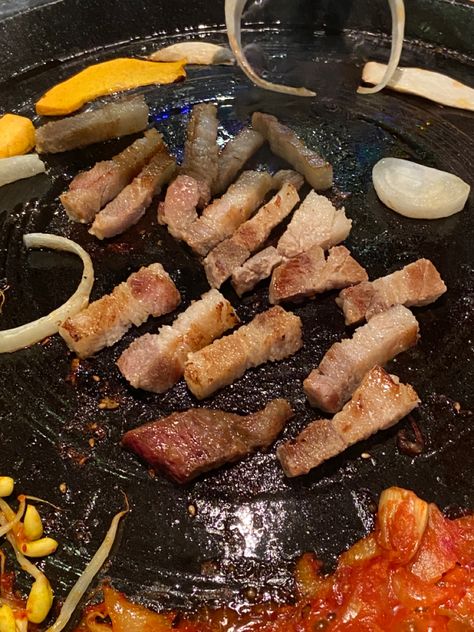 Pork Aesthetic Food, Pork Belly Aesthetic, Pork Aesthetic, Belly Aesthetic, Random Aesthetic, Always Hungry, My Food, Aesthetic Stuff, Food Inspo