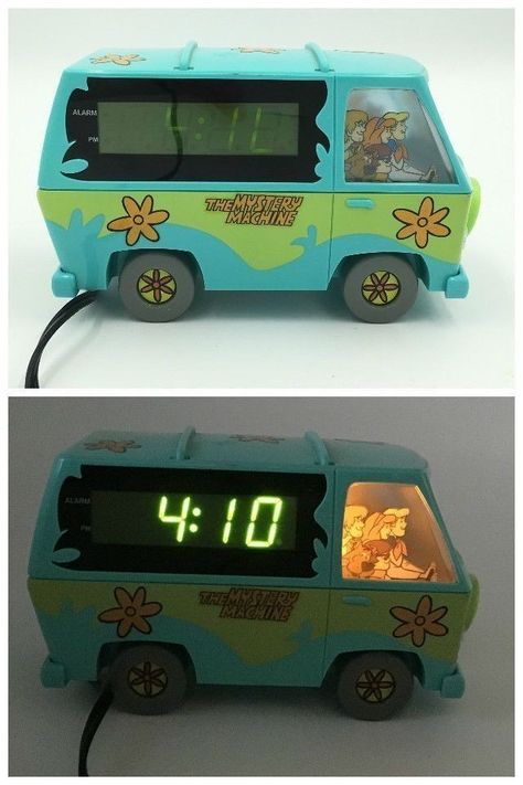 Scooby Doo Mystery Machine, Mystery Machine Van, Mystery Machine, Scooby Doo Mystery, Deco Originale, Dream Room Inspiration, Cute Room Decor, Purim, Room Inspiration Bedroom