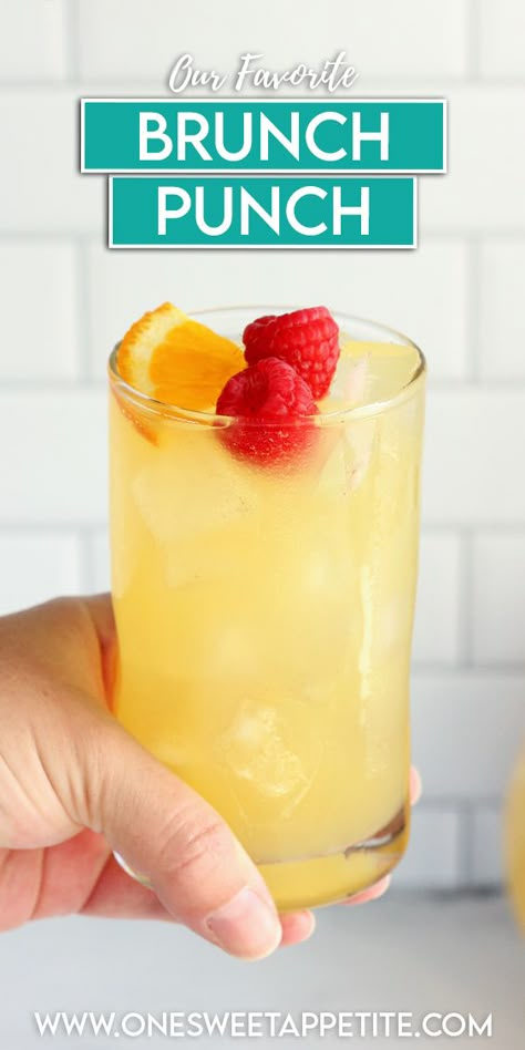 Baby Shower Punch Ideas, Brunch Punch Non Alcoholic, Breakfast Punch Recipe, Breakfast Alcoholic Drinks, Brunch Drinks Alcoholic, Breakfast Punch, Pineapple And Ginger, Fun Beverages, Brunch Punch