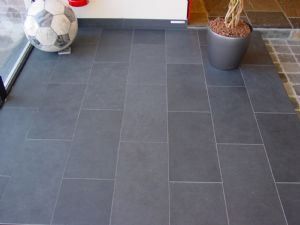 Large grey floor tile, subway, close lay with dark grey grout #home #decor Stacked Tile, Room Floor Tiles, Floor Tile Grout, Floor Grout, Grey Bathroom Tiles, Grey Floor, Grey Floor Tiles, Floor Pattern, Tiled Hallway