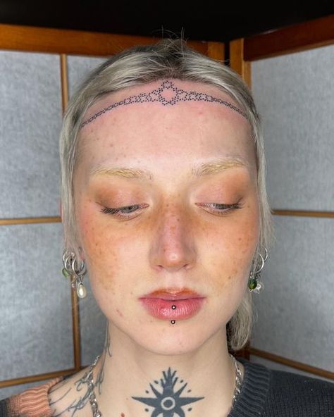 @pattern___recognition on Instagram: "👑 💗💗💗 thank u @shyfuck !!!!! Part of a trade :)" Small Neck Tattoo Ideas, White Ink Face Tattoo, Traditional Face Tattoo, Women Face Tattoo, Cheek Tattoo, Hairline Tattoo, Forehead Tattoo, Hairline Tattoos, Bat Ears