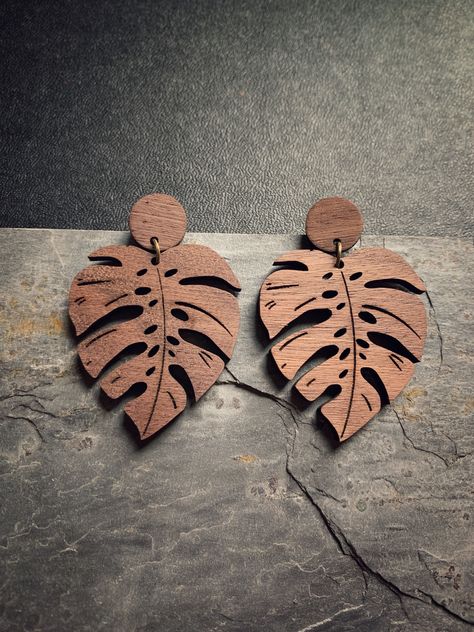 Cricut Wood Earrings, Wood Earrings Diy, Mdf Earrings, Wooden Earrings Handmade, Wood Jewelry Diy, Shed Designs, Red Shed, Monstera Leaf Earrings, Wood Leaf