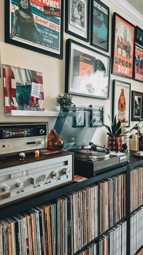 Vinyl Record Room, Speeding Car, Home Music Rooms, Vinyl Room, Record Room, Audio Room, Vinyl Storage, Redecorate Bedroom, Apartment Decor Inspiration