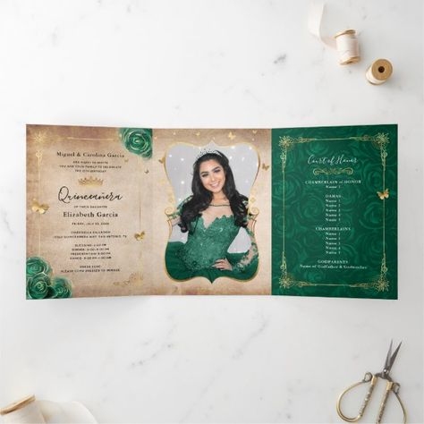 Gold Quinceanera Invitations, Tiara Pictures, Emerald Green Quinceanera Theme, Green Quinceanera Theme, Rose Gold Quinceanera, Invitations Quinceanera, Quince Invitations, Elegant Theme, Princess Birthday Invitations