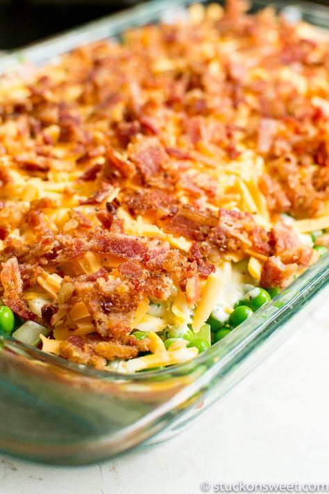 7 Layer Salad - Stuck On Sweet Chicken Salad Bar, Vegetarian Recipes Salad, Salad Recipe With Chicken, Overnight Salad, Salad Shrimp, 7 Layer Salad, Layer Salad, Seven Layer Salad, The Perfect Salad