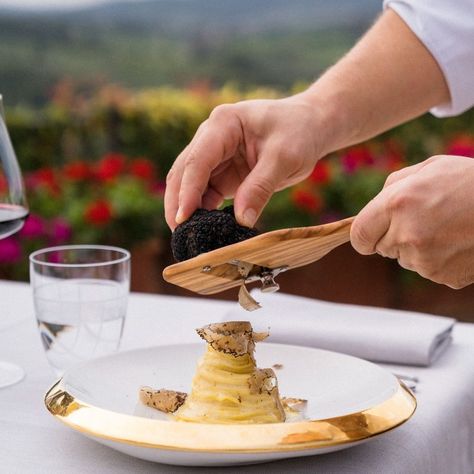 Unearth the secrets of Tuscany with a guided truffle hunt alongside expert Lagotto Romagnolo dogs 🐾 Truffle bounty in hand, return to @belmondcastellodicasole for a decadent 4-course truffle dinner crafted by Chef Daniele Sera 🍽️ Nestled amidst rolling hills, this countryside haven promises tranquility. Wake up to birdsong, reconnect with nature, and be lulled to sleep by starry skies 💫 Interested in Tuscany?🔗 in bio to get started! #theartofbelmond #tuscany #italy #trufflehunting #truffle Truffle Hunting, Lagotto Romagnolo, Reconnect With Nature, Tuscany Italy, Rolling Hills, To Sleep, Truffles, Tuscany, Trip Advisor