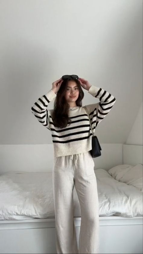 Linen Pants Outfit, Rok Plisket, Simple Casual Outfits, Winter Pants Outfit, Mode Zara, Casual College Outfits, Uni Outfits, Casual Day Outfits, Quick Outfits