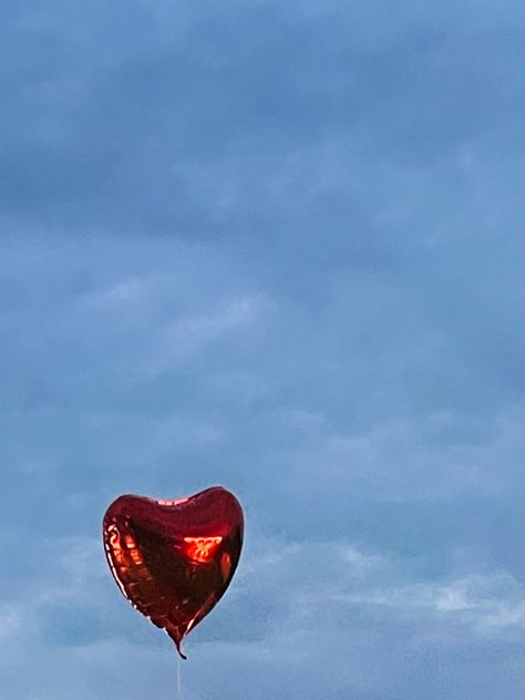 #balloons #heart Heart Balloons Aesthetic, Balloons Aesthetic, Heart Balloons, Healthy Relationships, Balloons, Valentines, Red, Pins, Quick Saves