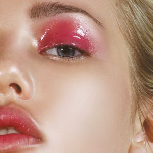 ~ look into my wet eyes ~ – sgf Editorial Make-up, Beauty Rules, Glossy Eyes, Glossy Makeup, Beauty Make-up, Makeup Mirror With Lights, Pink Eyeshadow, Make Up Looks, Beauty Advice