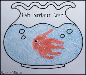 Handprint Birds, Puppy Footprint, July Themes, Fish Handprint, Print Crafts, Pet Theme, Lesson Plans For Toddlers, Animal Art Projects, Baby Art Projects