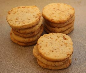 Julie Bakes: Toasted coconut shortbread cookies Toasted Coconut Shortbread Cookies, Toasted Coconut Cookies, Coconut Shortbread Cookies, Coconut Shortbread, Cranberry Shortbread Cookies, Cookies Shortbread, Shortbread Cookie Recipe, Cookie Swap, Coconut Cookies