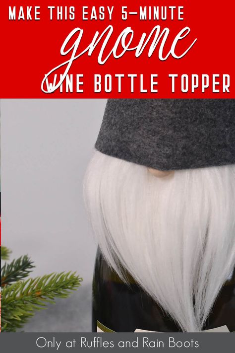 Wine Bottle Toppers Diy, Gnome Wine Bottle Toppers, Swedish Gnomes, Gnome Wine Bottle, Vine Bottle, Gnome Craft, Christmas Gift Diy, Felt Gnome, Sock Gnomes