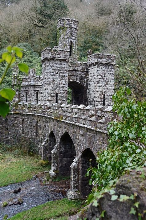 Waterford Ireland, Small Castles, Stone Bridge, Castle Designs, Beautiful Places On Earth, Unique Architecture, Beautiful Castles, Medieval Town, Fantasy Aesthetic