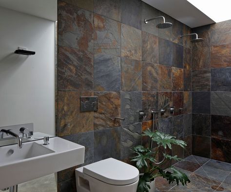 Rough Tiles For Bathroom Floor, Slate Tile Floor Bathroom Ideas, Bathroom Rock Tile Ideas, Slate Tile Bathroom Ideas, Slate Shower Ideas, Slate Bathroom Ideas, Slate Interior Design, Natural Stone Bathroom Ideas, Nature Bathroom Ideas