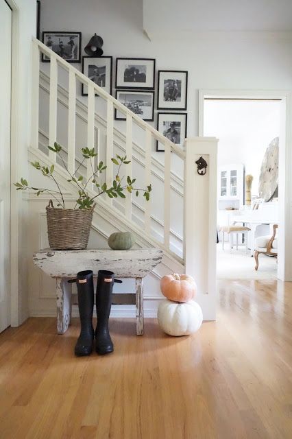 Little Farmstead: Fall at the Farmhouse Home Tour Farmhouse Staircase Decor, Modern Farmhouse Staircase, Farmhouse Staircase, Farmhouse Stairs, Entryway Decorating, Stairs Railing, Farmhouse Gallery Wall, Rustic Stairs, Entryway Inspiration