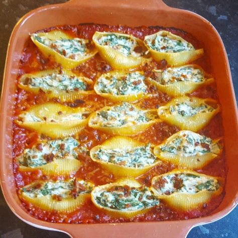 Conchiglioni Recipe, Ricotta Spinach, Spinach Stuffed Shells, Stuffed Shells Ricotta, Baked Ricotta, Spinach And Ricotta, Spinach Ricotta, Vegan Bakery, Vegan Curry