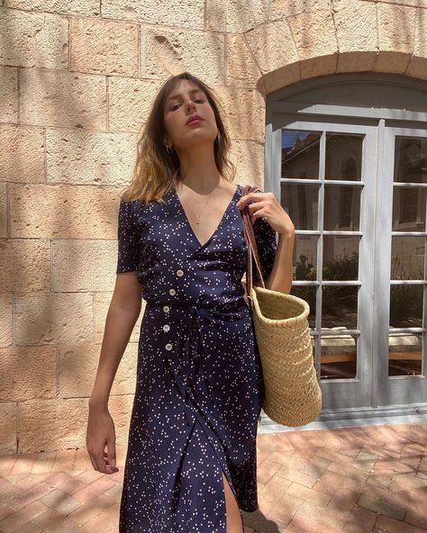 Ayume on Instagram: “From last weekend, already envisioning the next one 🌞 Any tips on how to wear the Gabin dress and have a sit without showing everything?…” Rouje Paris, Wrap Dress, The Next, Dress Outfits, Paris, How To Wear, On Instagram, Clothes, Instagram