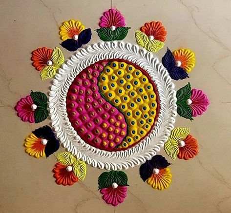 Easy Rangoli Designs Diwali Beautiful, Rangoli Ganpati, Mini Rangoli, Mandala Rangoli, Simple Flower Rangoli, Easy Rangoli Designs Videos, Very Easy Rangoli Designs, Rangoli Designs Photos, Rangoli Designs Simple Diwali