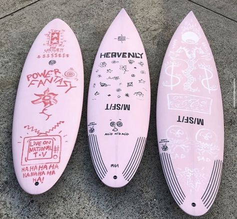 Surfboard Spray Paint Design, Surfboard Paint, Kite Art, Pink Surfboard, Surf Drawing, Surfboard Painting, Surf Spray, Posca Art, Surfboard Art