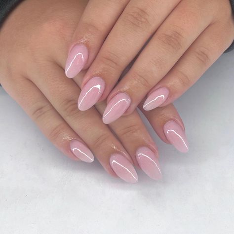 simple pink classy spring and summer almond acrylic nails Pink Nails Acrylic Almond, Short Pink Almond Nails, Pink Almond Acrylic Nails, Cutesy Nails, Pink Almond Nails, Classy Almond Nails, Almond Acrylic, Summery Nails, Almond Acrylic Nails