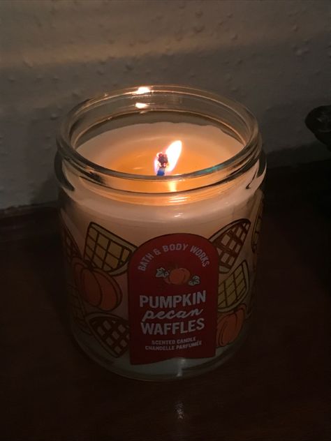 Pumpkin Spice Candle Aesthetic, Pumpkin Candle Aesthetic, Fall Candle Aesthetic, Fall Candles Aesthetic, Autumn Ambience, Rain And Coffee, Fall Room Decor, Pumpkin Spice Candle, Fall Candle