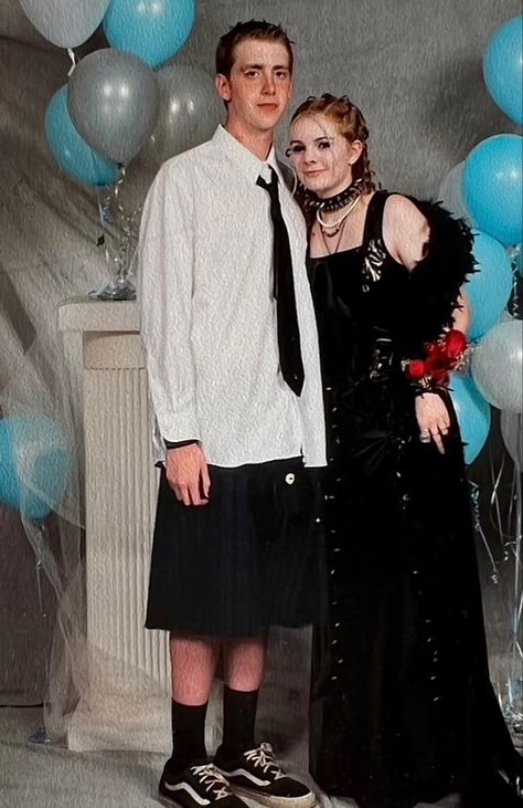 Brunch Outfit Men, Emo Prom, Mall Goth Outfits, Punk Prom, 90s Mall Goth, 2000s Goth, Goth Prom, Metal Outfit, Goth Guys