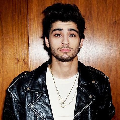 Zayn Malik (four photoshoot) Zayn Malik Tumblr, Malik One Direction, Zayn Malik Hairstyle, Zayn Malik Photos, Zayn Malik Pics, Hipster Man, 1d And 5sos, Zayn Malik, Basel