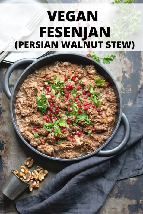 Fesenjan Recipe, Persian Stew, Health Benefits Of Walnuts, Persian Cuisine, Veggie Food, Pomegranate Molasses, Rosh Hashana, Persian Food, Best Vegan Recipes