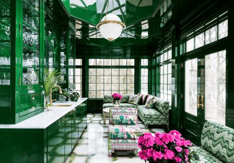 Millennial Interior Design, Green Sunroom, Marble Floor Pattern, Veranda Magazine, Zona Colonial, Lacquered Walls, Entertaining House, Feminine Bedroom, Grand Millennial