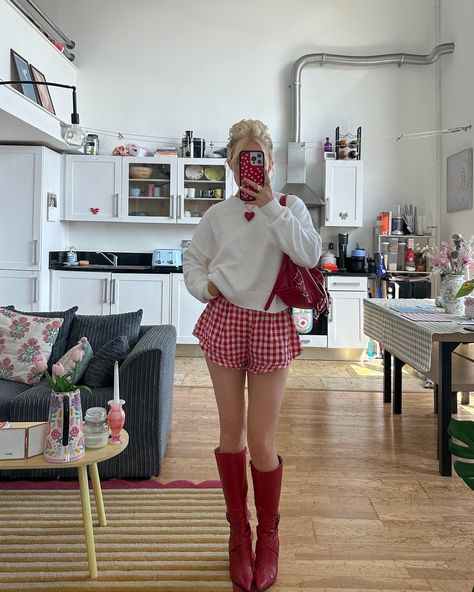 8 summer outfits I’m loving 🍓🍒♥️ Bright Style Outfits, Barbie Summer Outfits, Barbie Summer Aesthetic, August Fits, Pink Aesthetic Outfits, Shein Cart, Red Shorts Outfit, Strawberry Shortcake Outfits, Strawberry Outfit