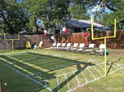 spray paint a mini football field for bday! Flag Football Party, Backyard Kids Ideas, Backyard Kids, Sports Birthday Party, Football Theme Party, Sport Logos, Football Birthday Party, Mini Footballs, Football Themes