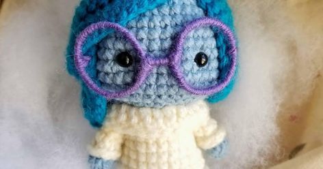 Crochet helps relieve stress. International Mental Health day. Crochet a Sadness amigurumi doll with this free crochet pattern. DIY Sadness toy. Crochet Decrease, Crochet Fun, Mental Health Day, Health Day, Crochet Applique, Crochet Doll Pattern, Amigurumi Free, Amigurumi Free Pattern, Doll Face