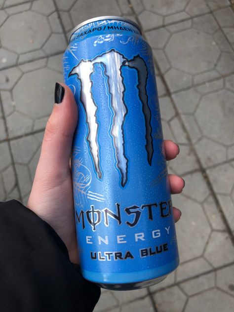 Monster Energy Drink Logo, Monster Flavors, Skate Vibes, Monster Wall, Diy Monsters, Blue Monster, Monster Crafts, Monster Energy Drink, Things I Need To Buy