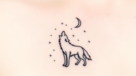 15 Wolves Minimal Tattoos to Show Your Wild Side Wolf Paw Print Tattoo Design, Wolf Wrist Tattoo, Wolf Simple Tattoo, Howling Wolf Tattoo For Women, Wolf Tattoo For Women Beautiful, Little Wolf Tattoo, Therian Tattoo, Cute Wolf Tattoo, Wolf Woman Tattoo