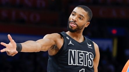 Is Mikal Bridges a star for the Nets long term? - Obizworld Check more at https://obizworld.com/is-mikal-bridges-a-star-for-the-nets-long-term-obizworld/ Mikal Bridges, Jae Crowder, Oklahoma City Oklahoma, Role Player, All Star Team, Free Throw, Sports Memes, Oklahoma City Thunder, Brooklyn Nets